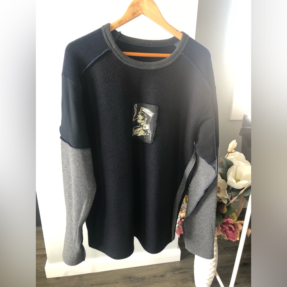 Indigo Men's Navy and Gray Crewneck Colorblock Sweater- 2 XL